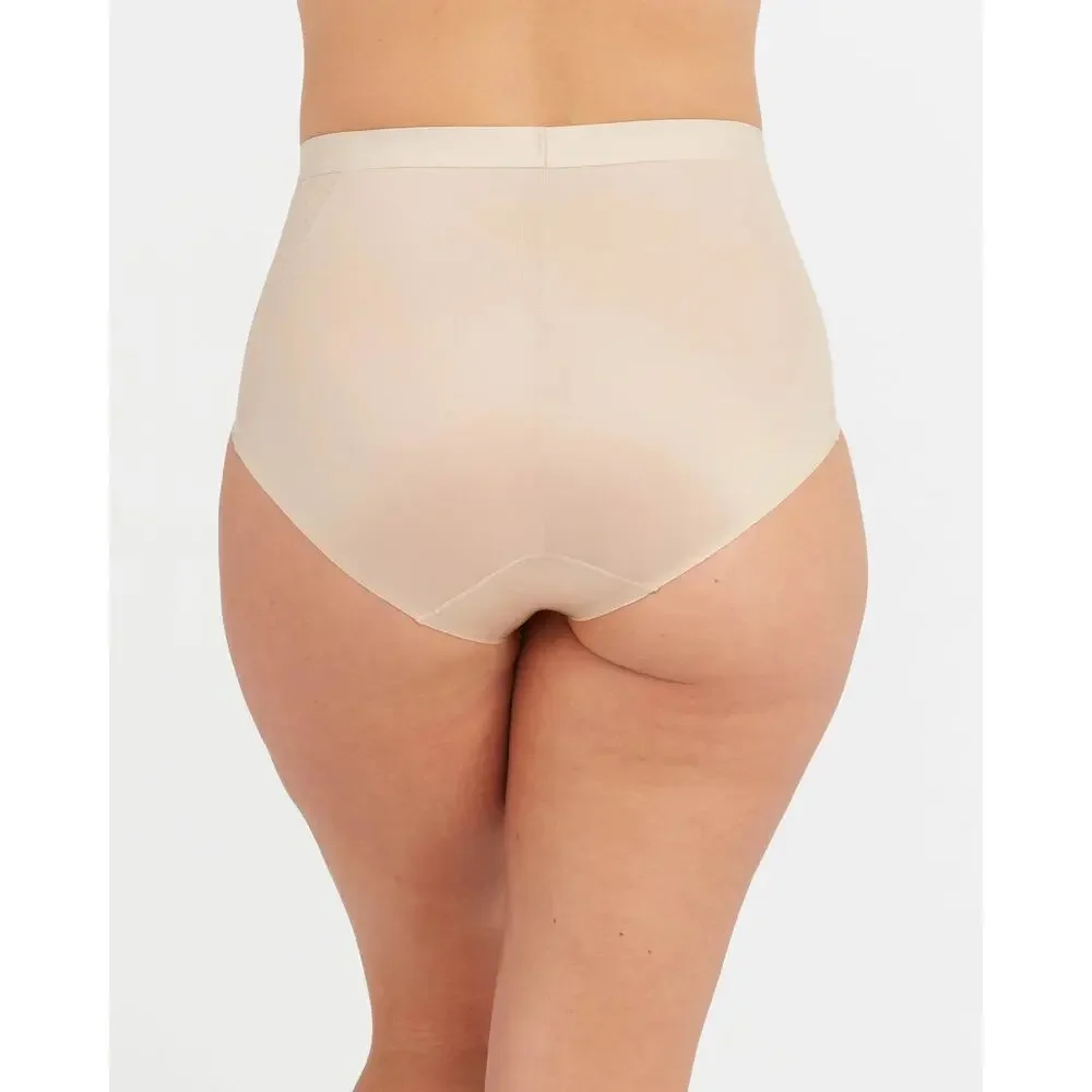 NWT Spanx Champagne Beige Invisible Shaping Brief Panty Size Medium